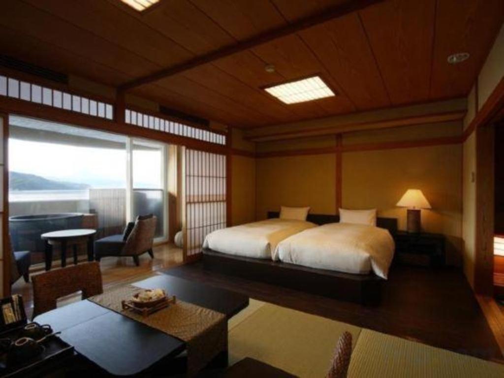 Luxury Wa Hotel Kaze No Kaori Ito  Bagian luar foto